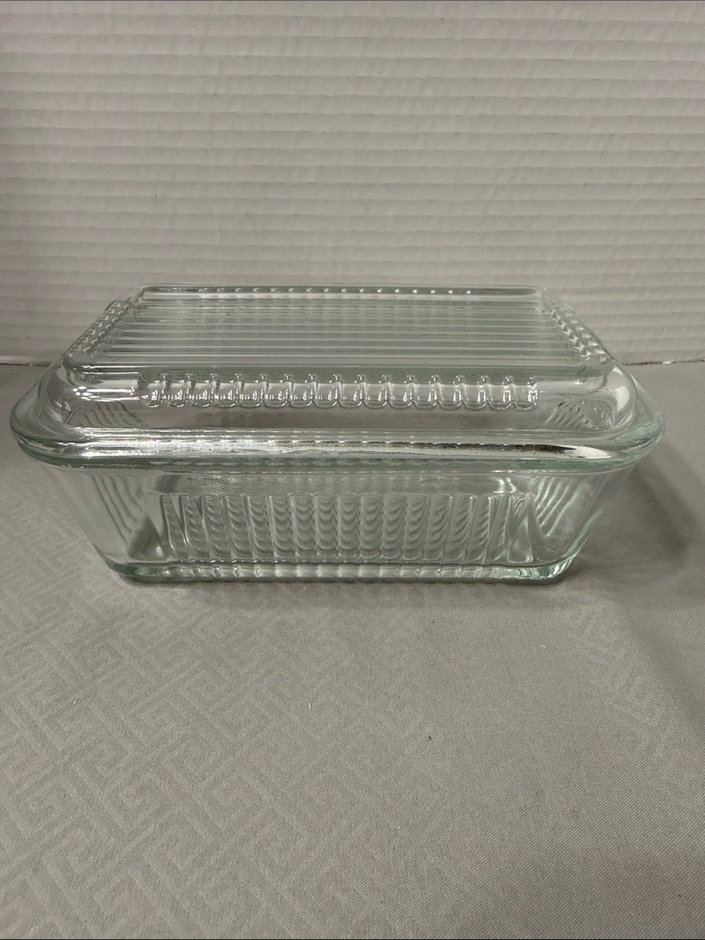 Vintage Kitchy Clear Ribbed Glass Refrigerator Dish with Lid